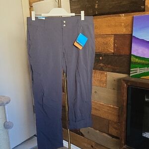 Columbia Straight Leg Active Fit Women's Pants